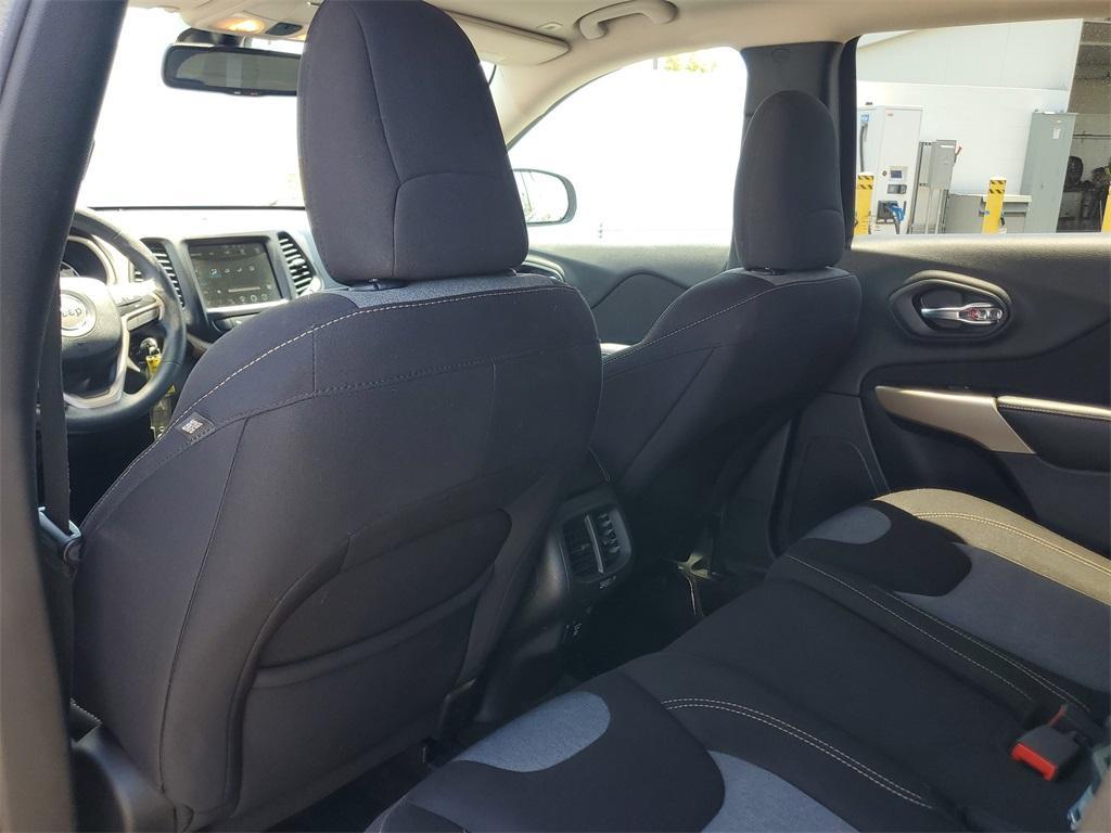 used 2018 Jeep Cherokee car, priced at $12,451
