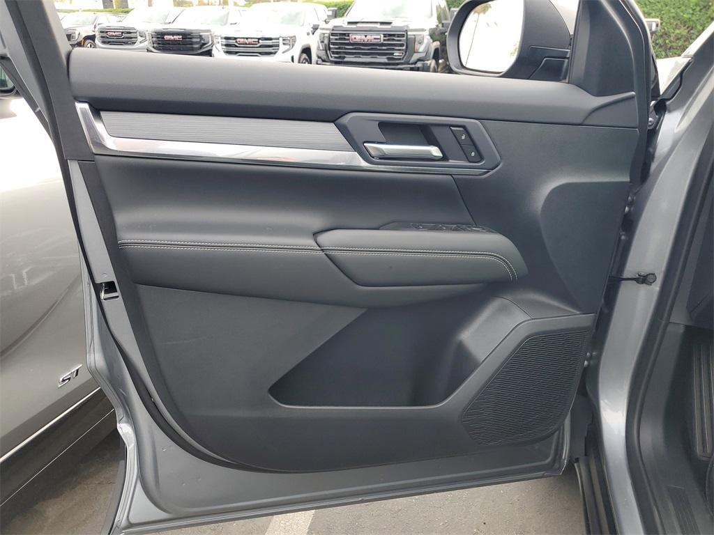 new 2026 GMC Terrain car, priced at $32,390