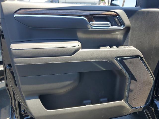 new 2025 GMC Sierra 1500 car, priced at $48,456