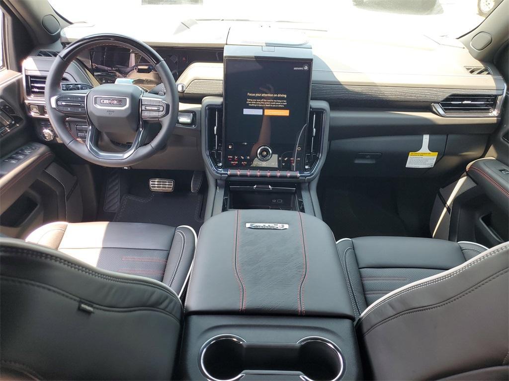 new 2025 GMC Yukon car, priced at $95,579