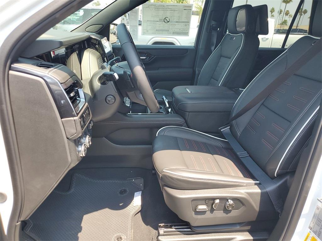 new 2025 GMC Yukon car, priced at $95,579