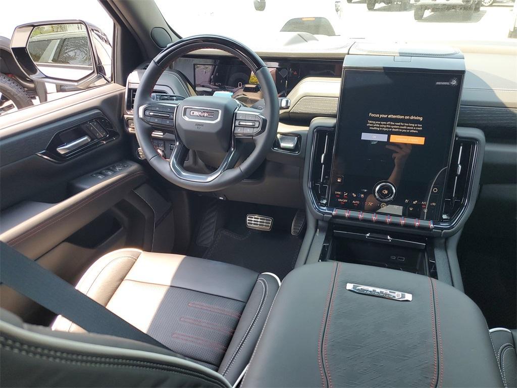 new 2025 GMC Yukon car, priced at $95,579