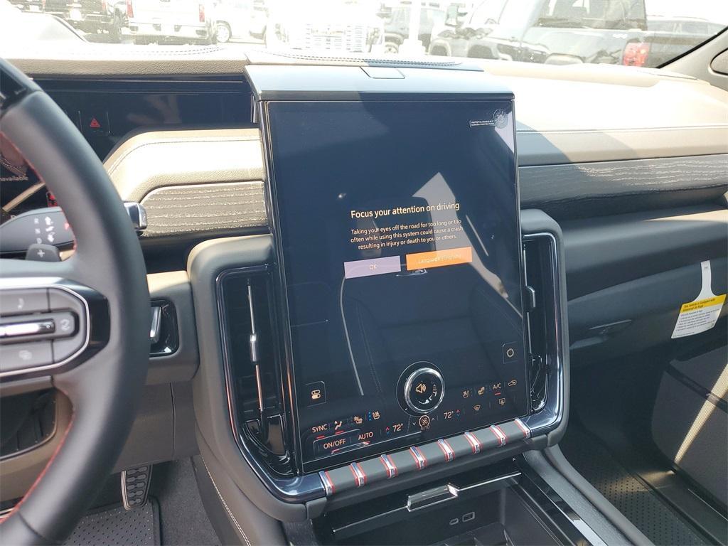 new 2025 GMC Yukon car, priced at $95,579