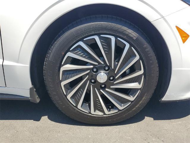 used 2021 Hyundai Sonata Hybrid car, priced at $19,251