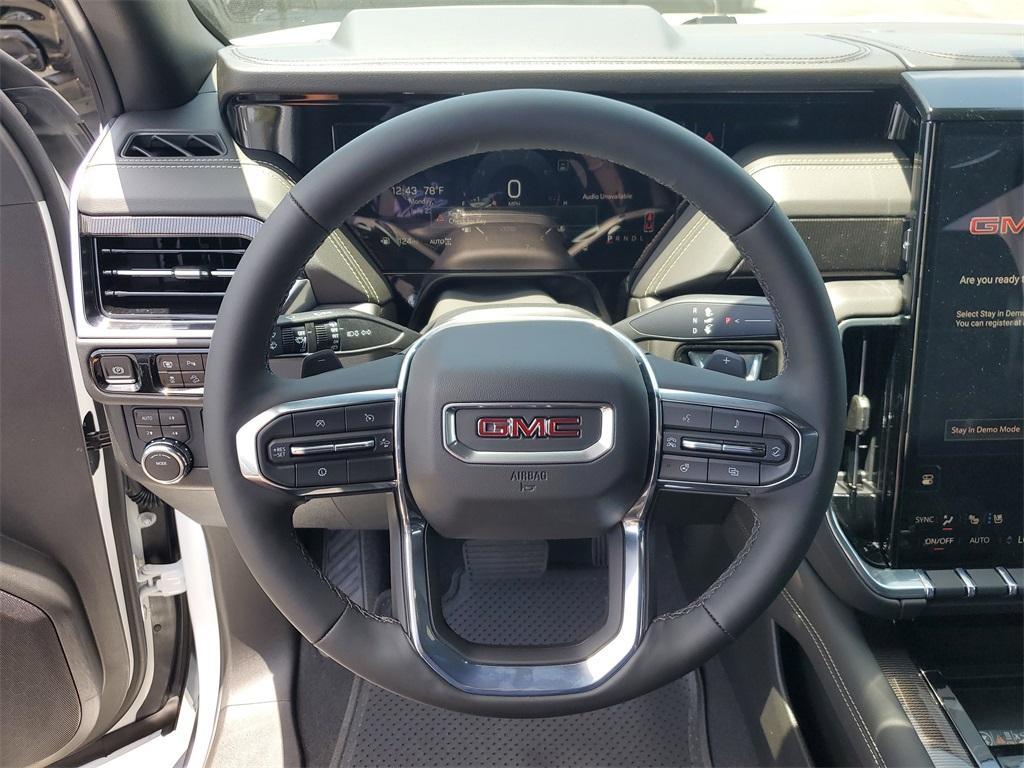 new 2025 GMC Yukon XL car, priced at $80,978