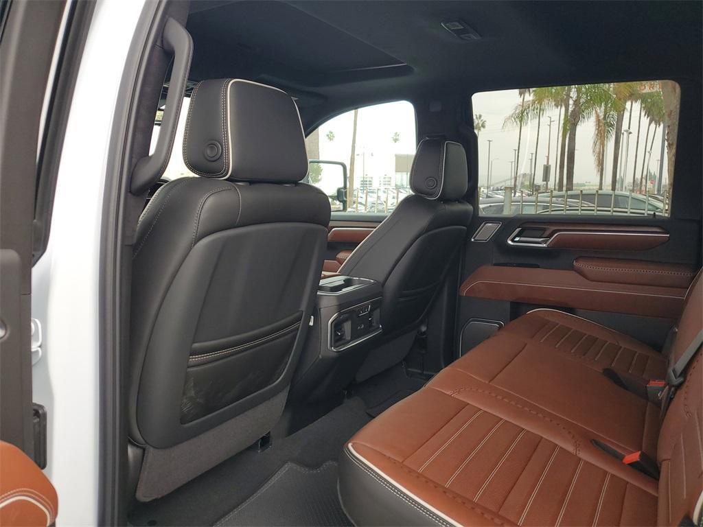 new 2026 GMC Sierra 3500 car, priced at $105,334