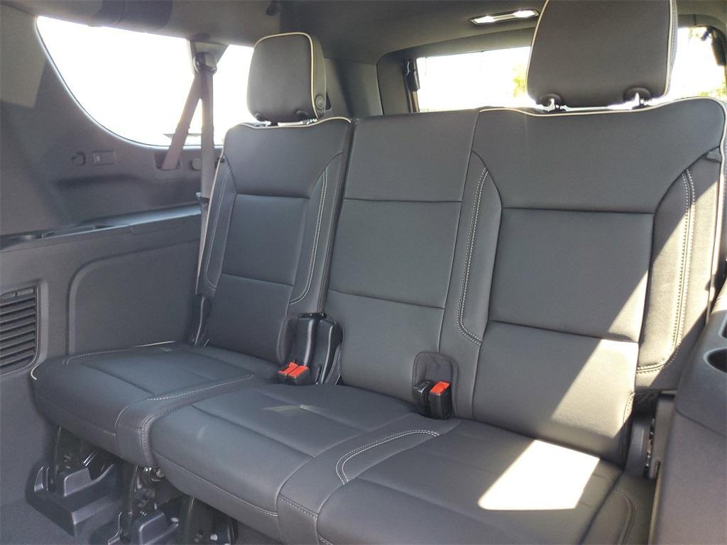 new 2025 GMC Yukon XL car, priced at $78,446
