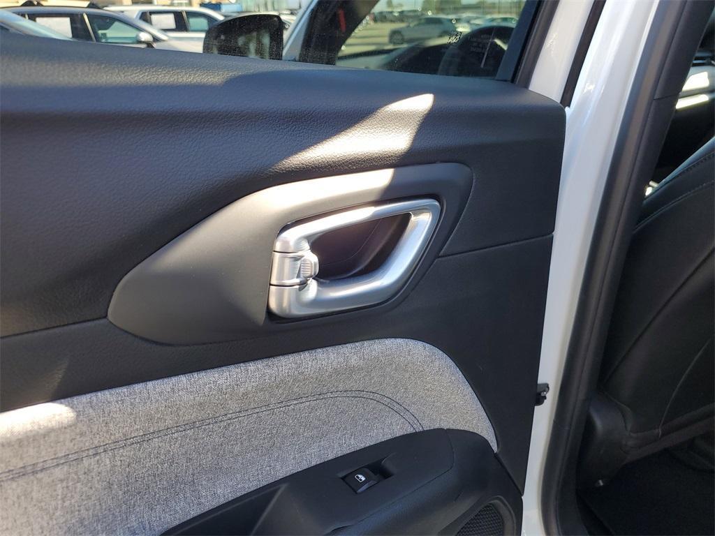 used 2024 Jeep Compass car, priced at $18,791