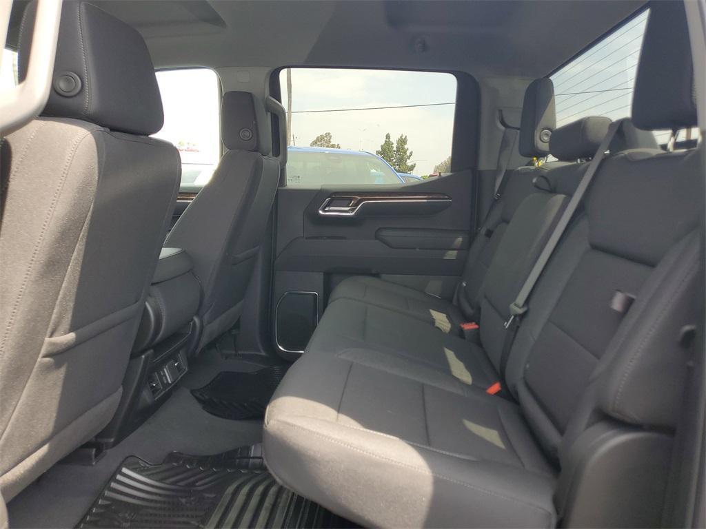 new 2025 GMC Sierra 1500 car, priced at $48,226