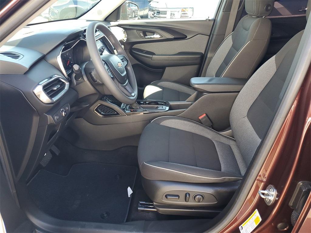 used 2022 Chevrolet TrailBlazer car, priced at $17,991