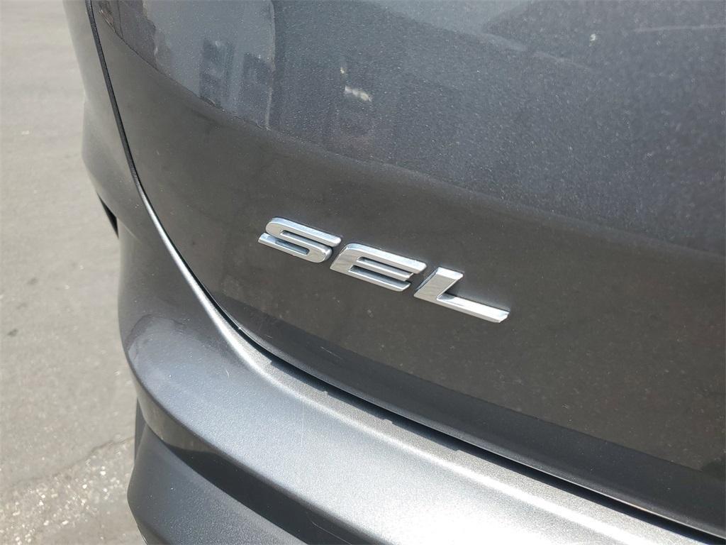 used 2022 Ford Edge car, priced at $23,451