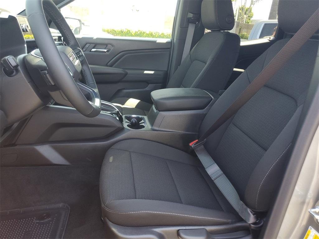 new 2025 GMC Canyon car, priced at $39,306