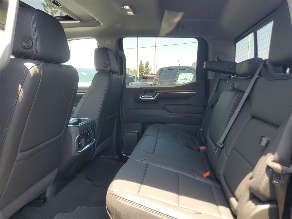 new 2025 GMC Sierra 1500 car, priced at $64,586