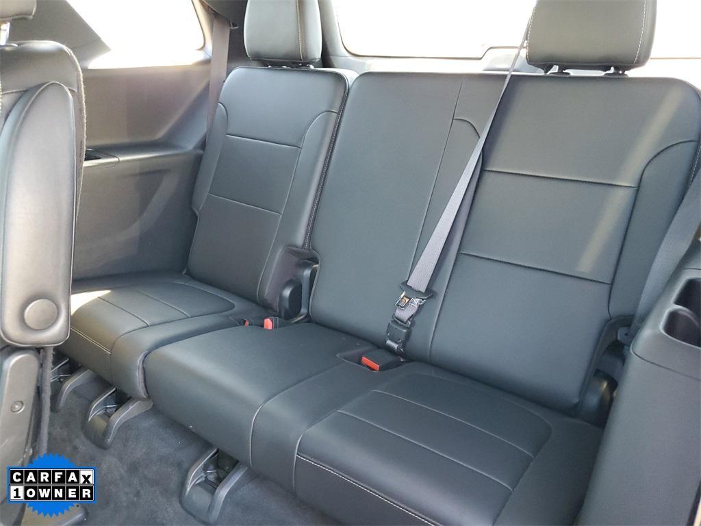 used 2023 Chevrolet Traverse car, priced at $26,351