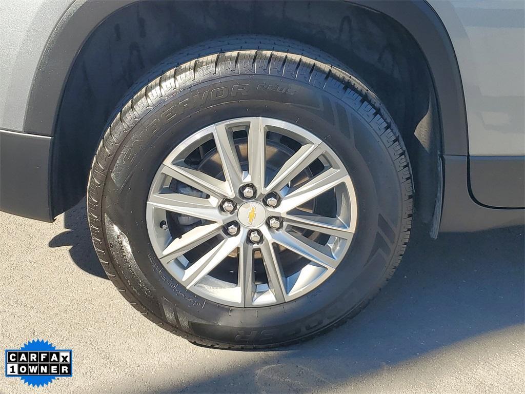 used 2023 Chevrolet Traverse car, priced at $26,351