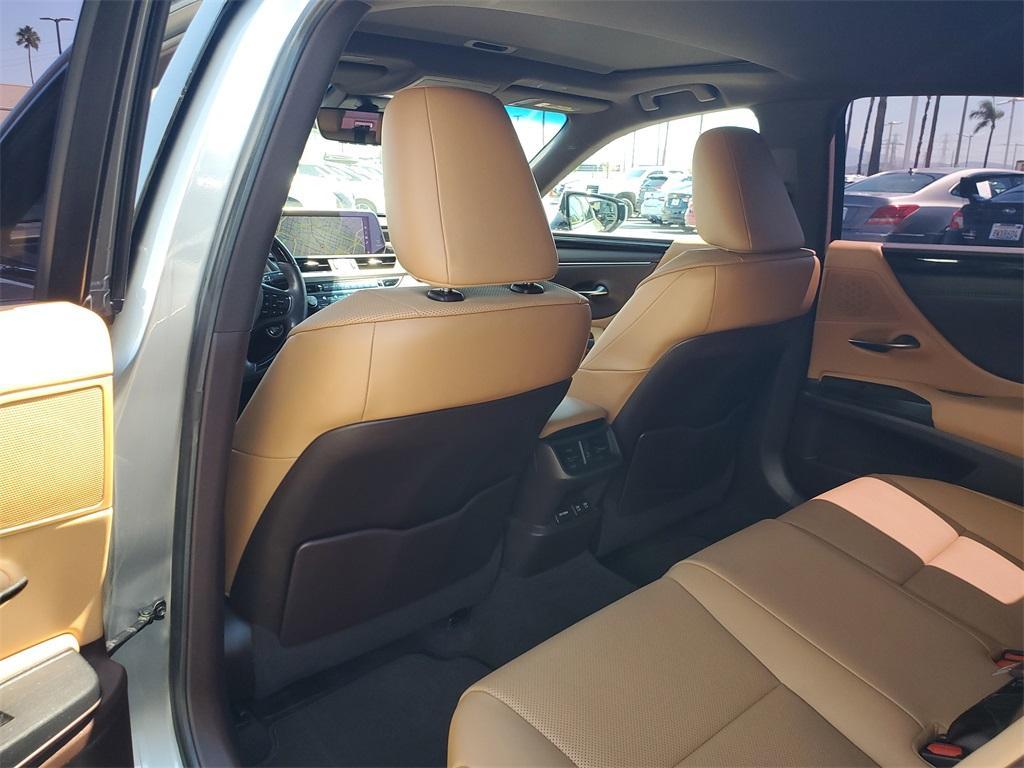 used 2021 Lexus ES 350 car, priced at $32,451