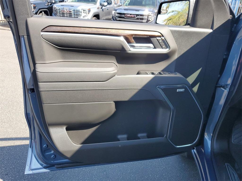new 2026 GMC Sierra 1500 car, priced at $56,742