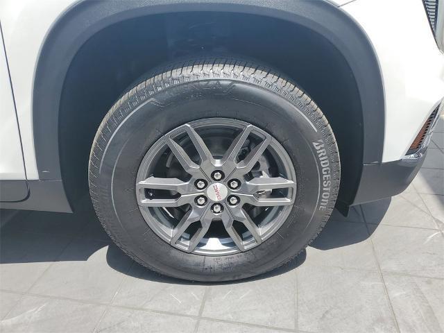 new 2025 GMC Acadia car, priced at $43,923