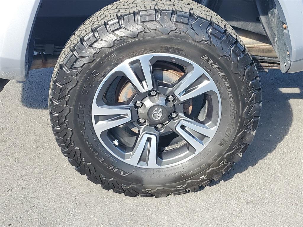 used 2017 Toyota Tacoma car, priced at $30,991