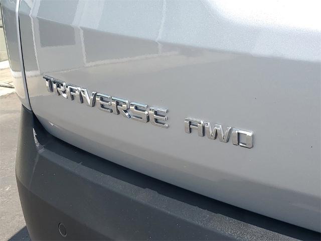 used 2022 Chevrolet Traverse car, priced at $29,799
