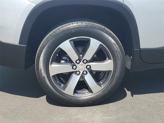 used 2022 Chevrolet Traverse car, priced at $29,799