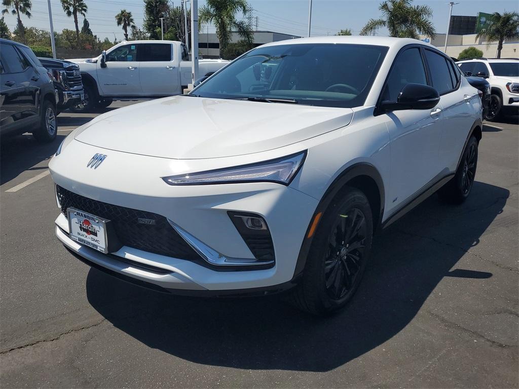 new 2025 Buick Envista car, priced at $25,298