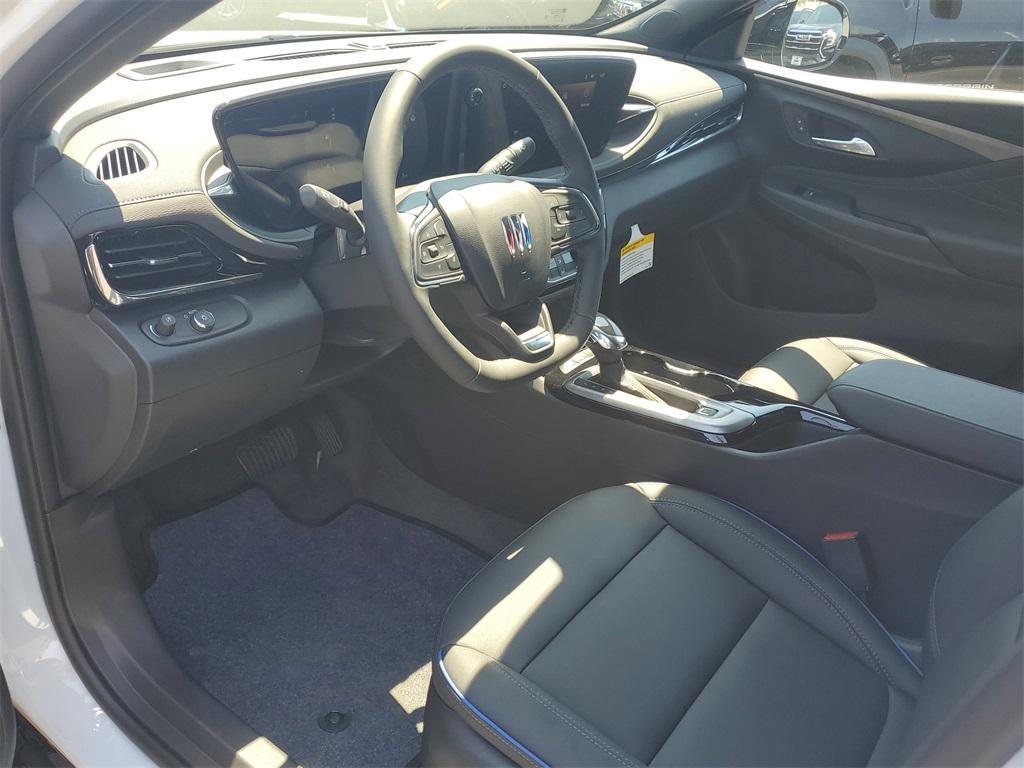 new 2025 Buick Envista car, priced at $25,298