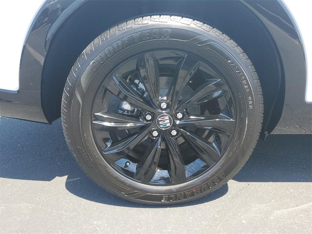 new 2025 Buick Envista car, priced at $25,298