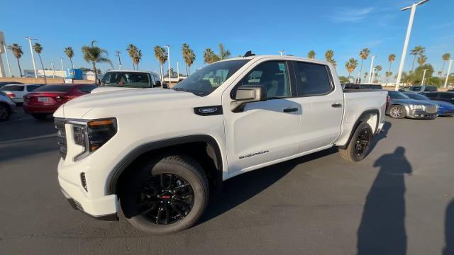 new 2025 GMC Sierra 1500 car, priced at $46,395