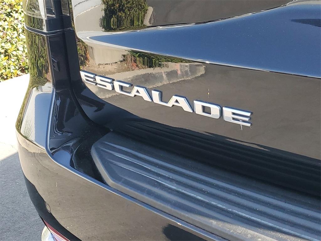 used 2022 Cadillac Escalade ESV car, priced at $60,991