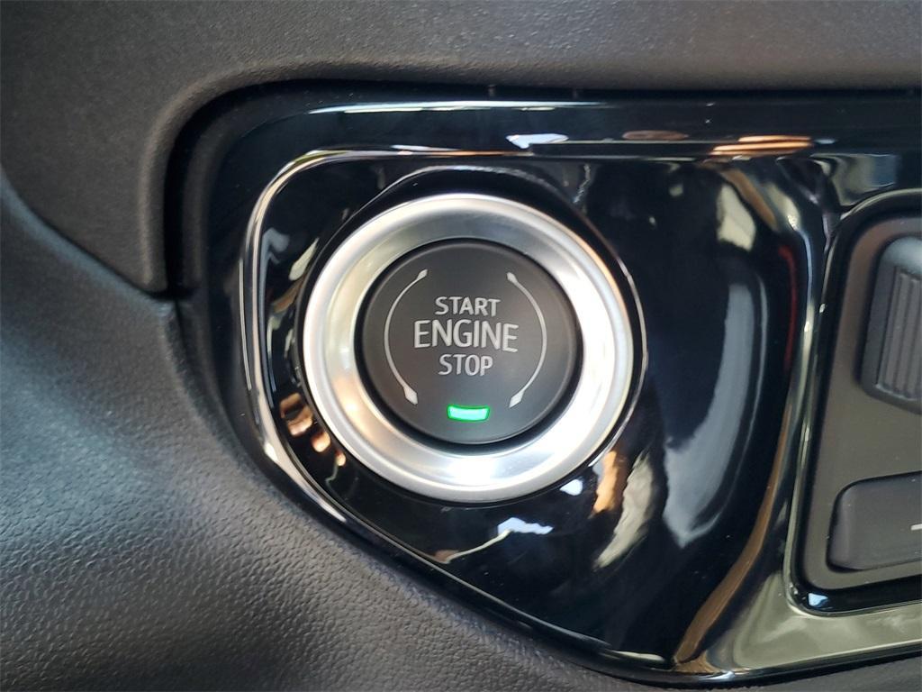 new 2025 GMC Sierra 1500 car, priced at $53,626