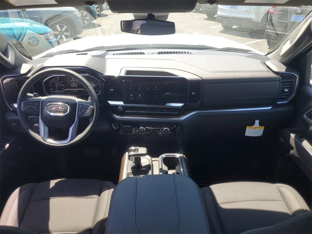 new 2025 GMC Sierra 1500 car, priced at $53,626