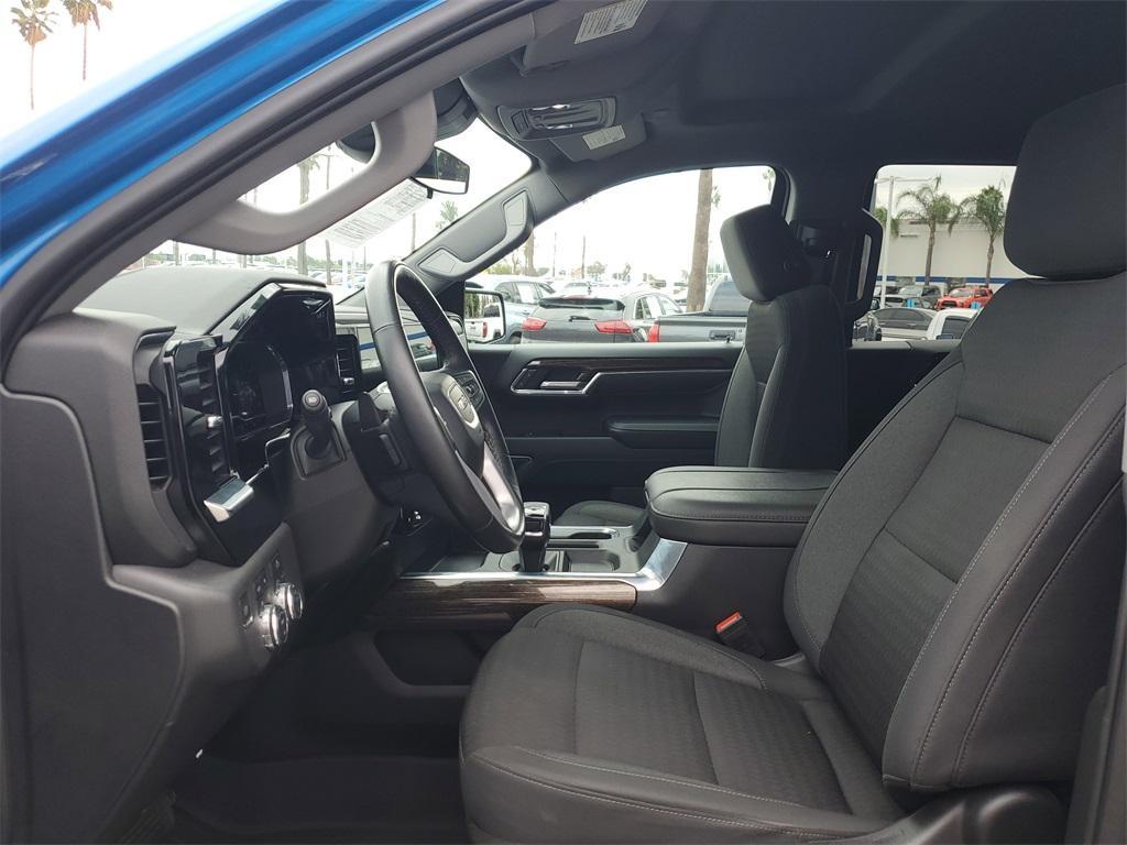 used 2023 GMC Sierra 1500 car, priced at $41,899
