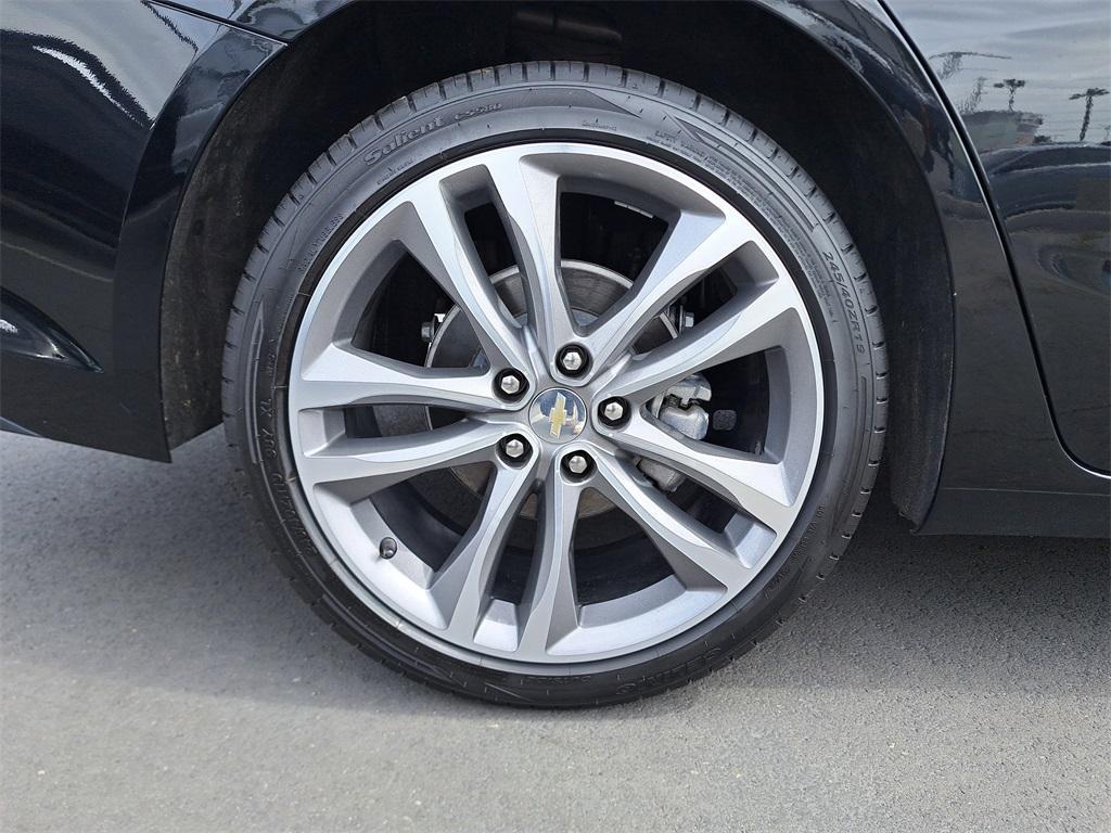 used 2023 Chevrolet Malibu car, priced at $15,999