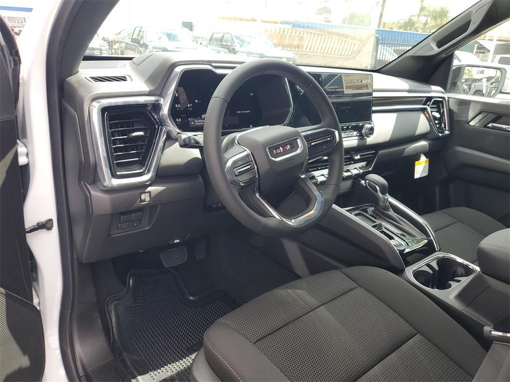 new 2026 GMC Canyon car, priced at $41,121