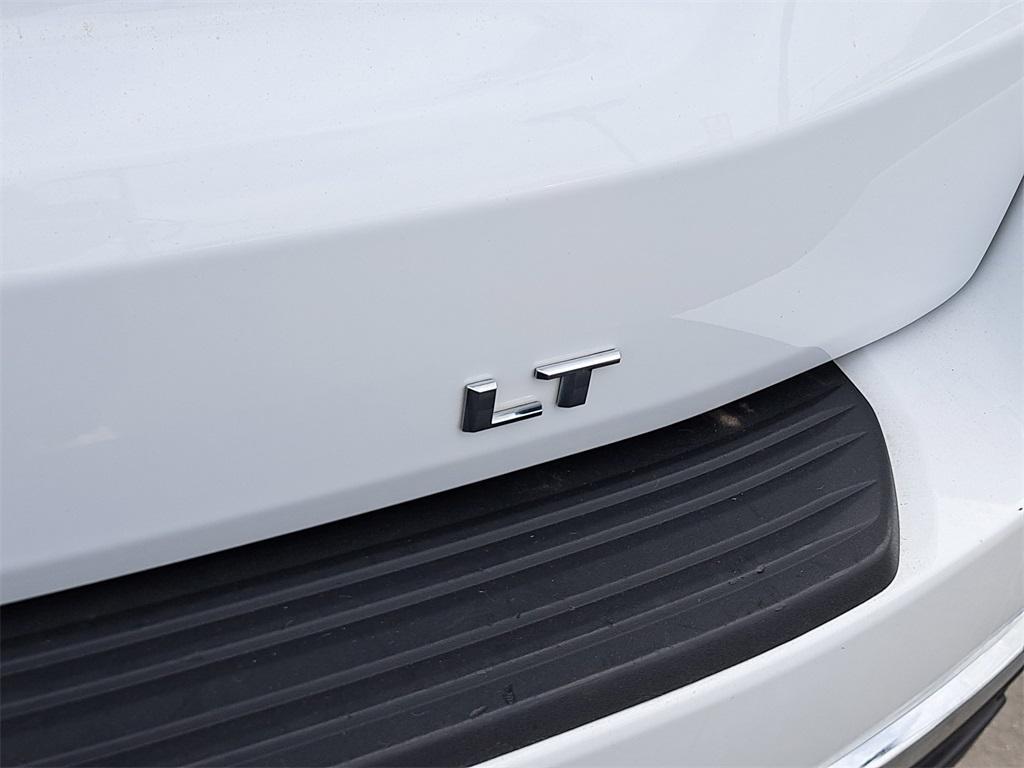 used 2023 Chevrolet Suburban car, priced at $41,999