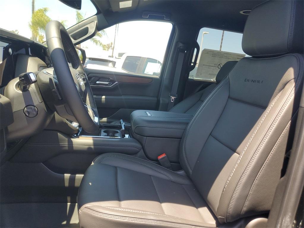 new 2025 GMC Yukon car, priced at $80,895