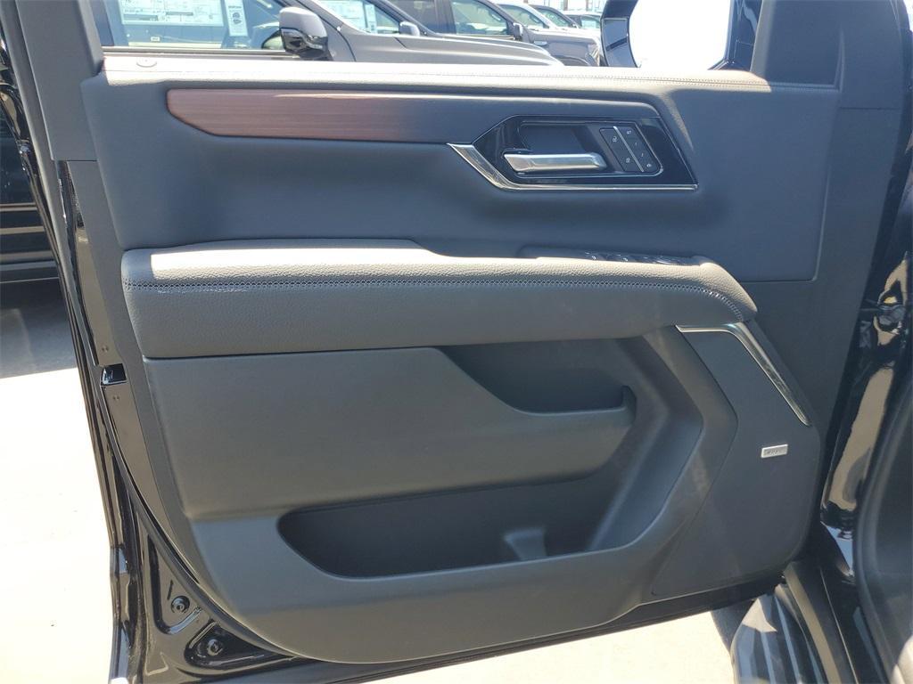 new 2025 GMC Yukon car, priced at $80,895