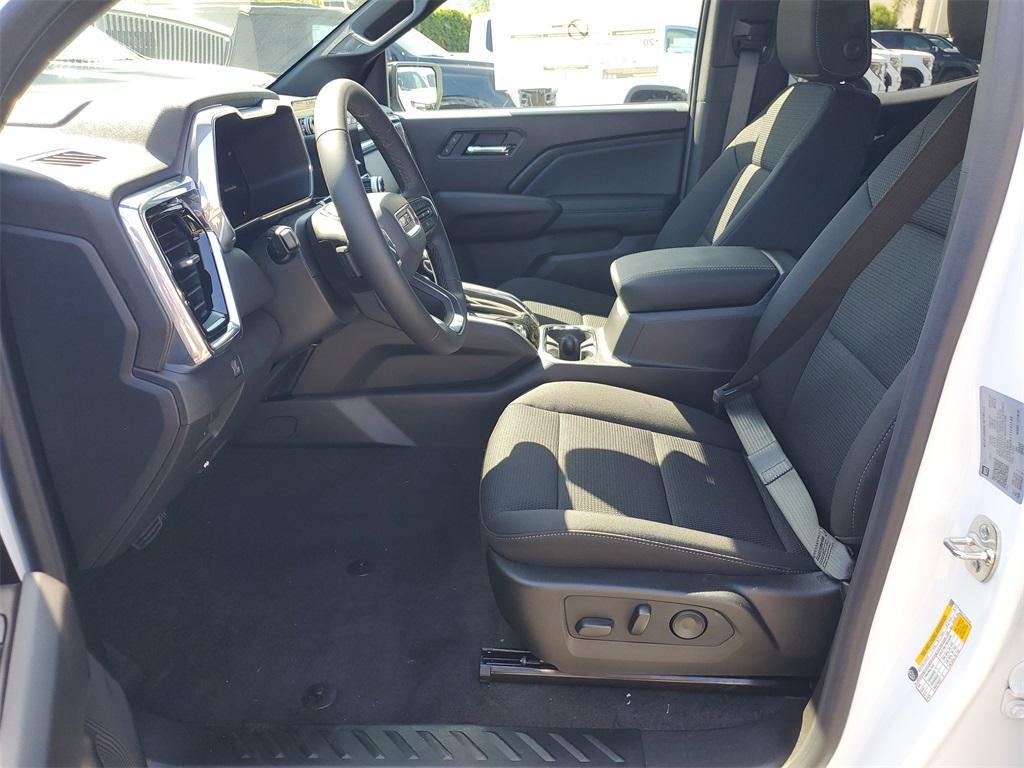 new 2026 GMC Canyon car, priced at $41,121