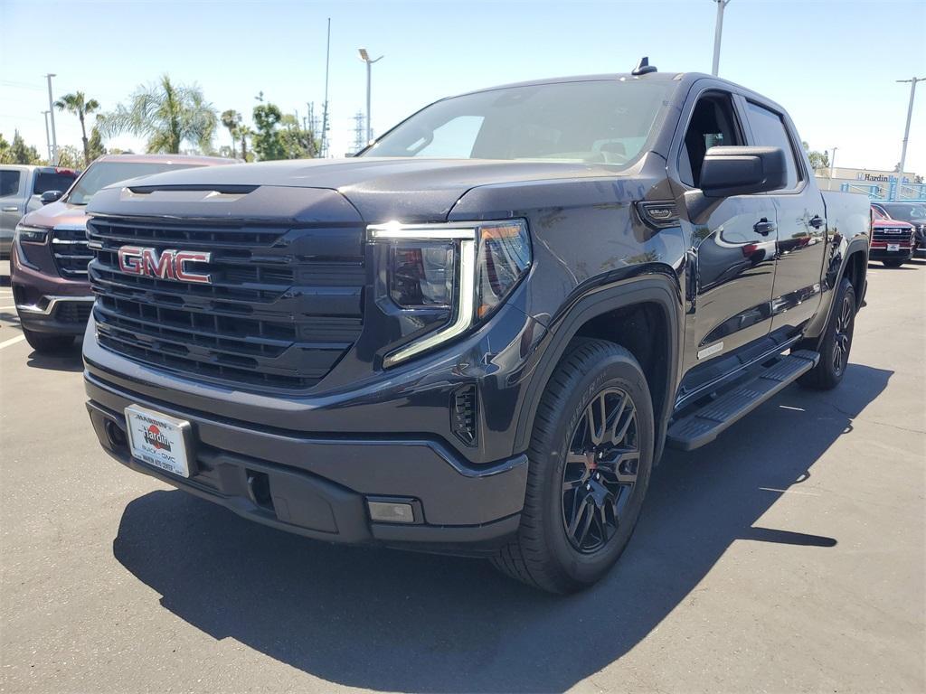 new 2025 GMC Sierra 1500 car, priced at $50,055