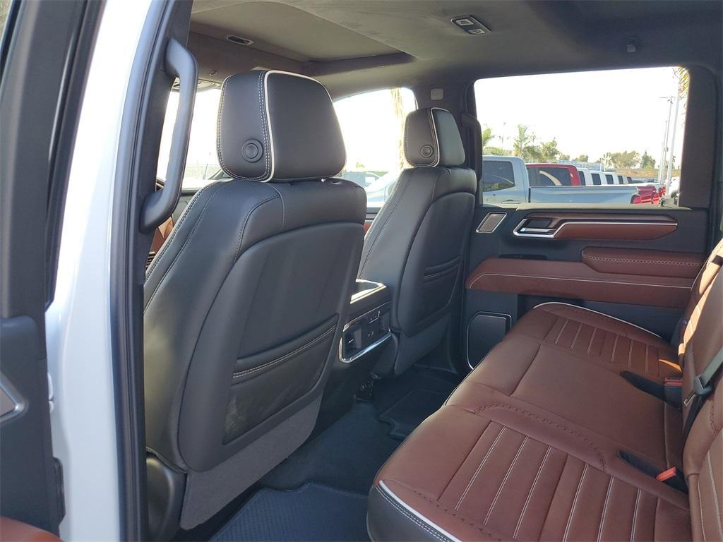 new 2026 GMC Sierra 3500 car, priced at $105,334