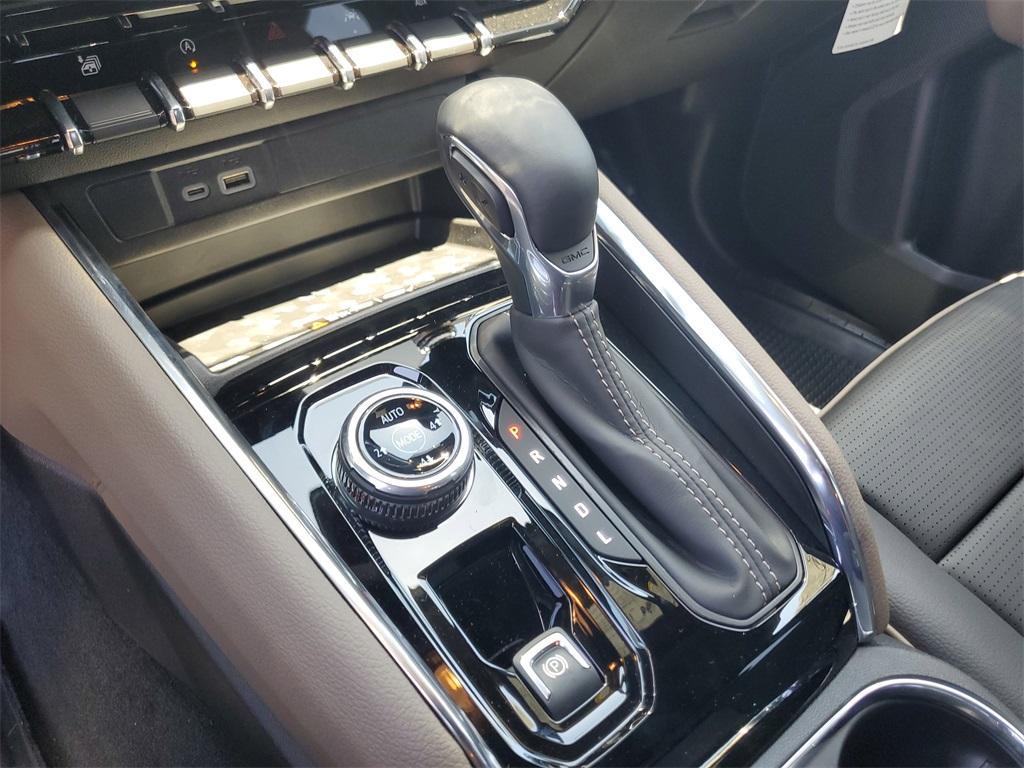 new 2025 GMC Canyon car, priced at $52,685