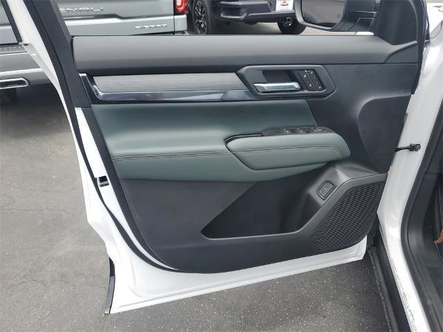 new 2026 GMC Terrain car, priced at $39,087