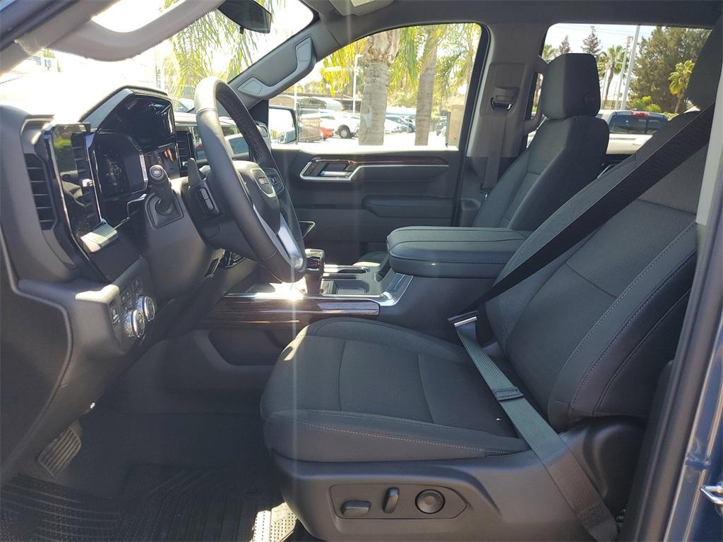 new 2026 GMC Sierra 1500 car, priced at $55,722