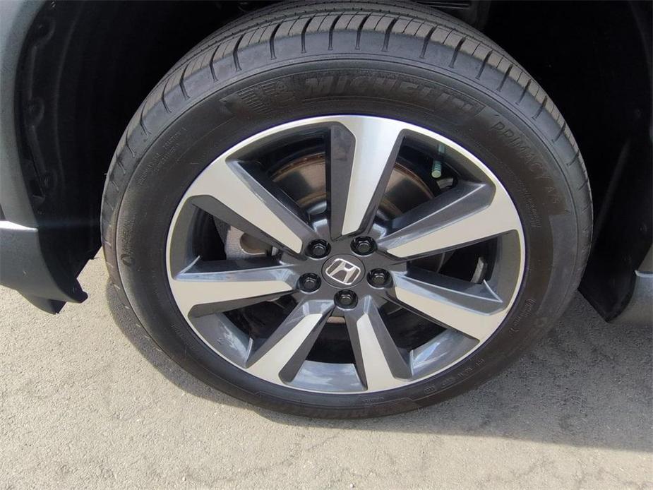 used 2023 Honda Pilot car, priced at $39,391