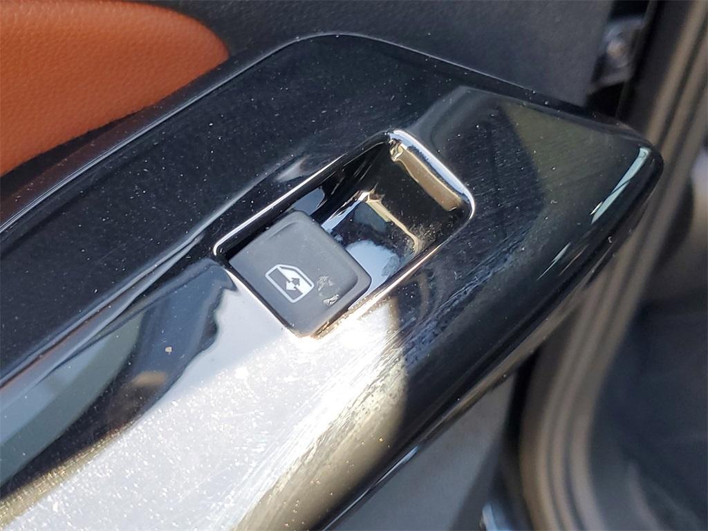 used 2021 Volkswagen ID.4 car, priced at $17,899