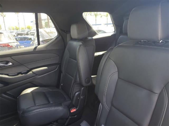 used 2023 Chevrolet Traverse car, priced at $26,999
