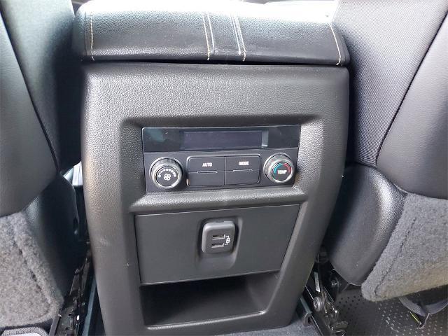 used 2023 Chevrolet Traverse car, priced at $26,999