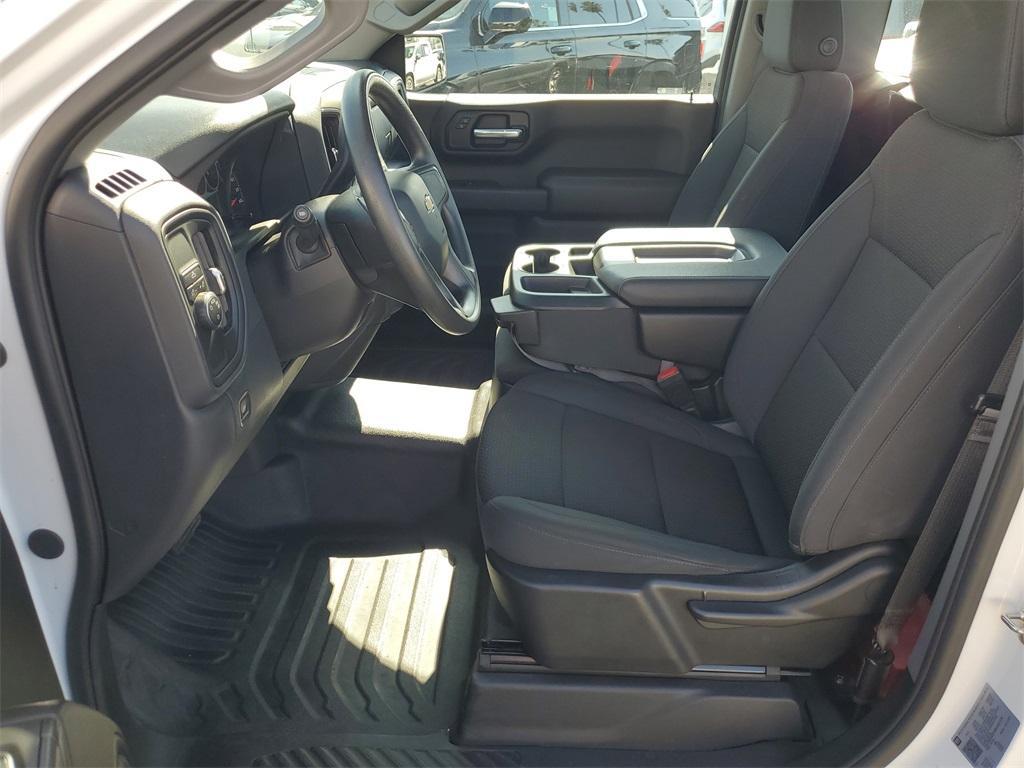 used 2024 Chevrolet Silverado 1500 car, priced at $25,991