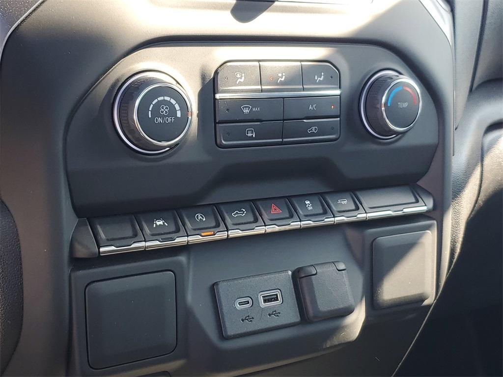 used 2024 Chevrolet Silverado 1500 car, priced at $25,991